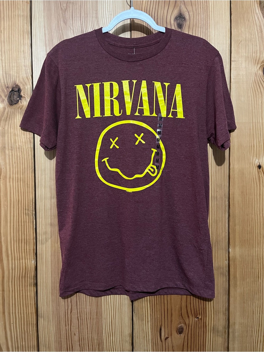 NWT Nirvana Live Nation Classic Smiley Face Graphic Tee Maroon M